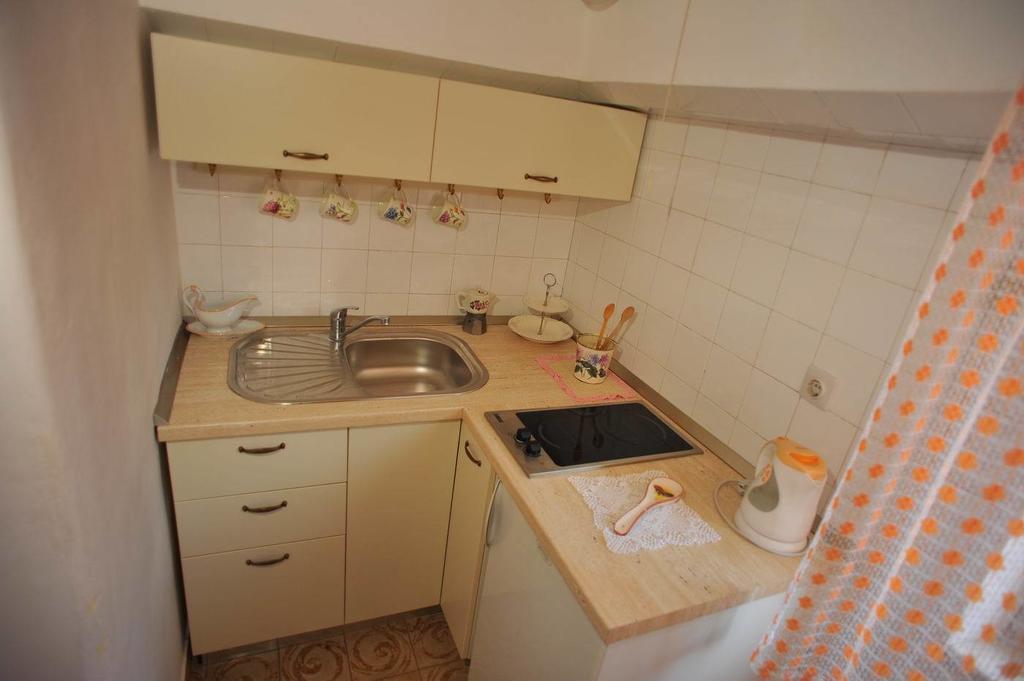 Castel Nonna Franka Apartment Sutivan Cameră foto