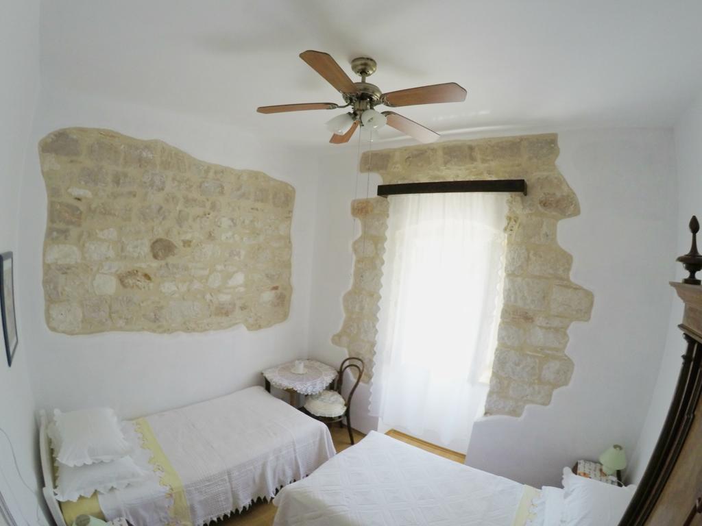 Castel Nonna Franka Apartment Sutivan Exterior foto